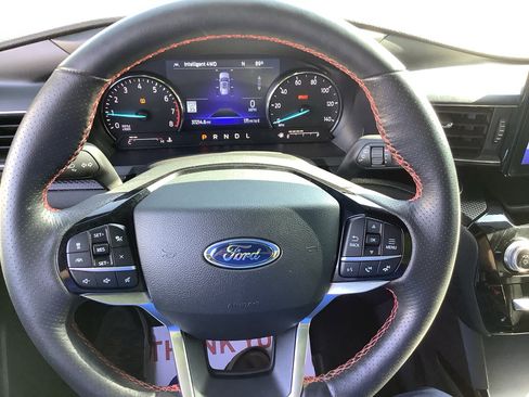 Used 2023 Ford Explorer ST-Line image 15