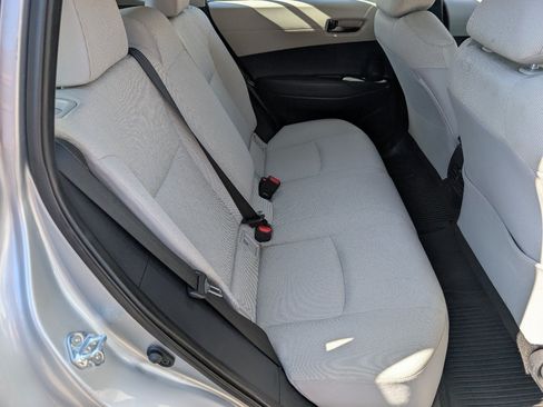 Used 2025 Toyota Corolla Cross L FWD image 5