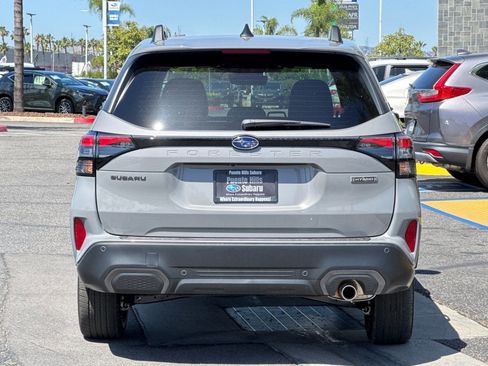 New 2026 Subaru Forester Touring AWD/4WD image 5