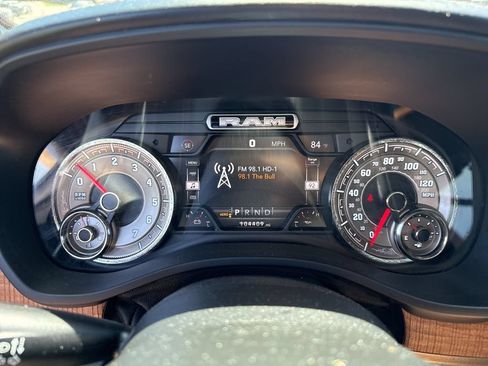 Used 2021 RAM 1500 Limited AWD/4WD image 6