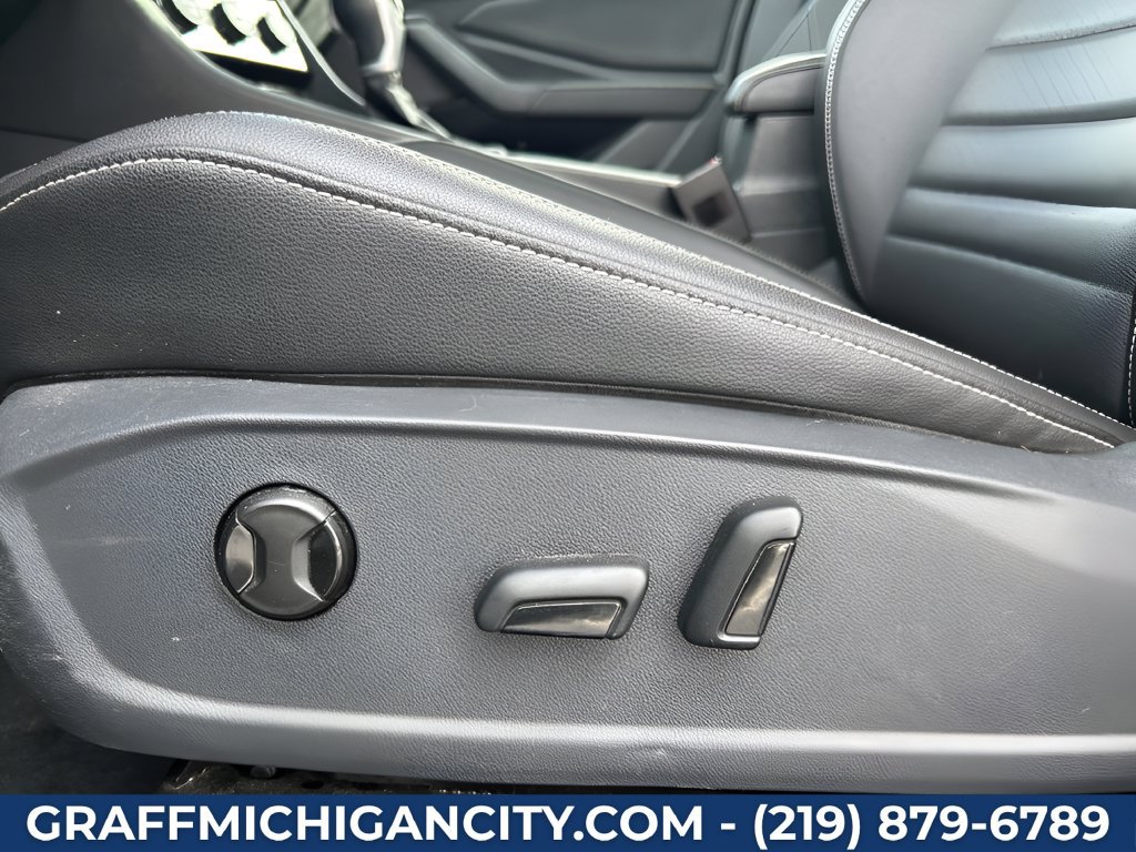 Used 2024 Volkswagen Jetta SE FWD image 10