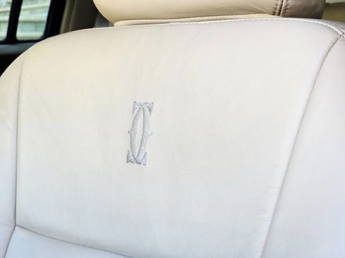 Used 2003 Lincoln Town Car Cartier image 18
