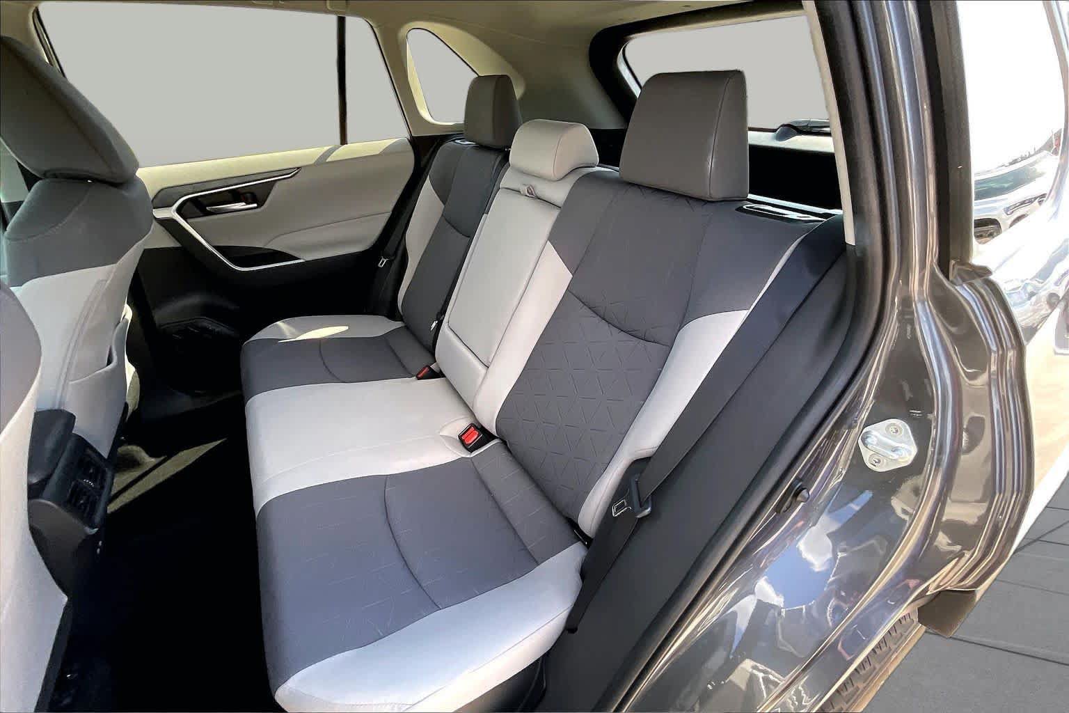 Used 2023 Toyota RAV4 XLE w/ Convenience Package AWD/4WD image 21