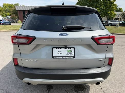 Used 2023 Ford Escape Active FWD image 9