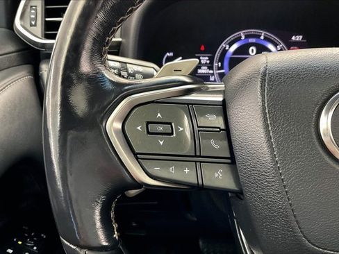 Used 2022 Lexus LX 600 4WD w/ Luxury Package image 21