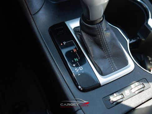 Used 2015 Toyota Highlander Limited image 31