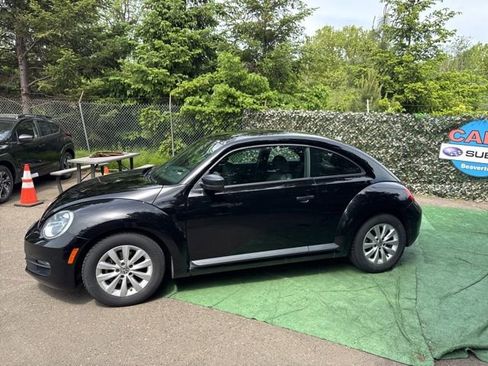 Used 2013 Volkswagen Beetle 2.5 image 3
