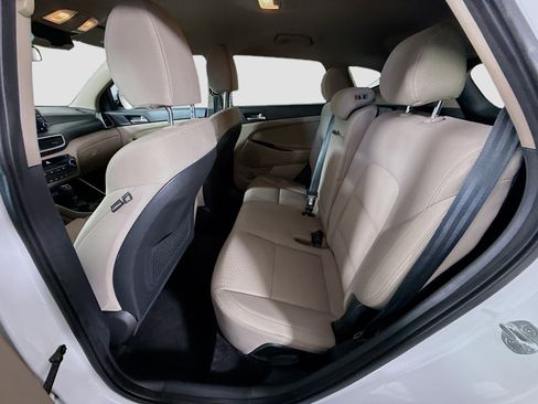 Used 2021 Hyundai Tucson SE image 24