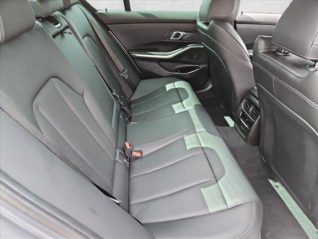 Used 2026 BMW 330i Sedan w/ M Sport Package RWD image 19