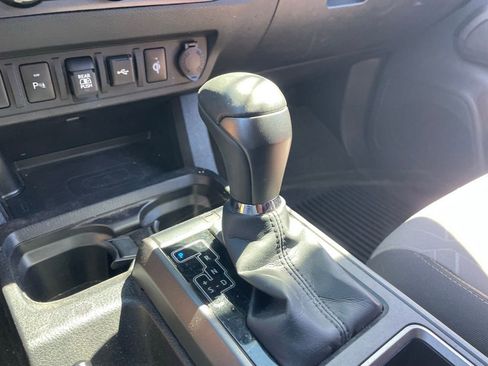 Used 2023 Toyota Tacoma TRD Sport w/ Advanced Technology Package image 7