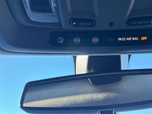 Certified 2021 Chevrolet Silverado 1500 LT image 24