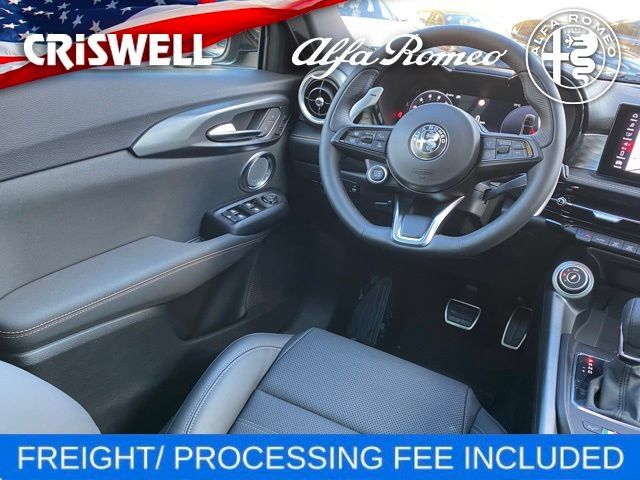 New 2025 Alfa Romeo Tonale w/ Premium Package AWD/4WD image 42