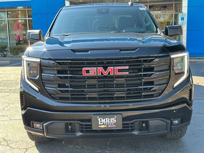 New 2026 GMC Sierra 1500 Elevation w/ Elevation Select Package