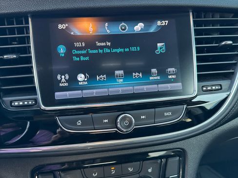 Used 2019 Buick Encore Essence w/ Experience Buick Package AWD/4WD image 17