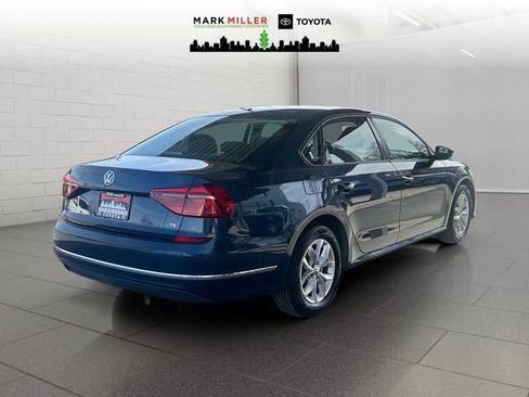 Used 2018 Volkswagen Passat 2.0T S w/ Driver Assistance Package image 5