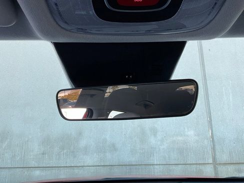 Used 2025 Hyundai Kona SEL image 18