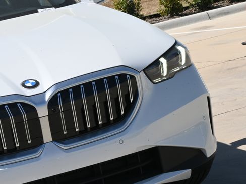 New 2026 BMW 530i w/ Executive Package RWD image 8