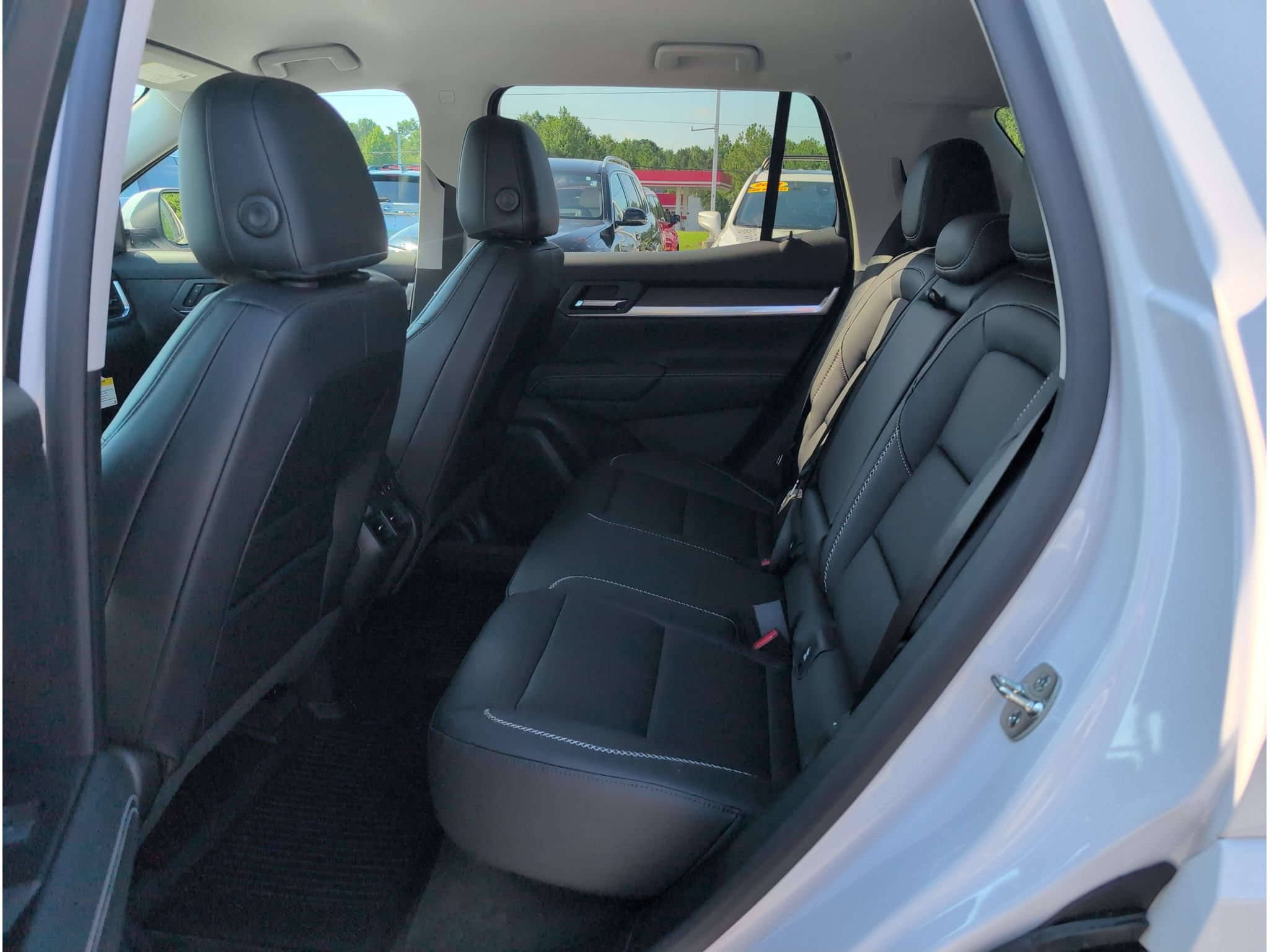 New 2027 GMC Terrain Denali w/ LPO, Floor Liner Package AWD/4WD image 25