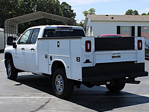 Used 2025 Chevrolet Silverado 2500 W/T w/ WT Convenience Package AWD/4WD image 4