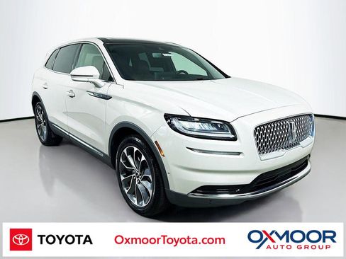 Used 2021 Lincoln Nautilus Reserve image 1