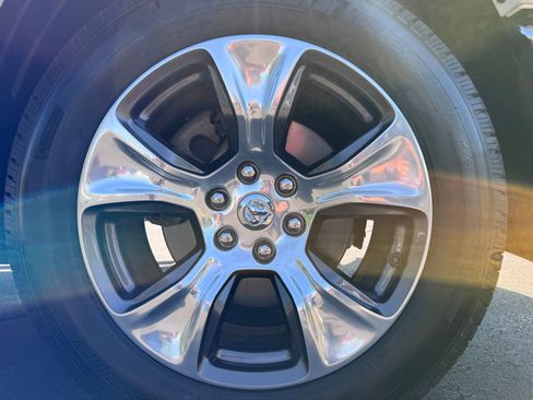 Used 2021 RAM 1500 Laramie image 36