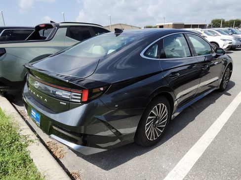 Certified 2025 Hyundai Sonata SEL FWD image 7