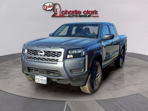 Used 2026 Nissan Frontier SV RWD image 1