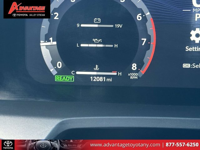 Used 2025 Toyota Tacoma TRD Sport w/ TRD Sport Upgrade Package AWD/4WD image 28