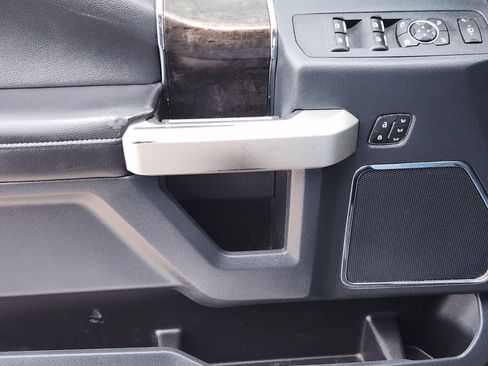 Used 2022 Ford F250 Lariat w/ Lariat Value Package image 25