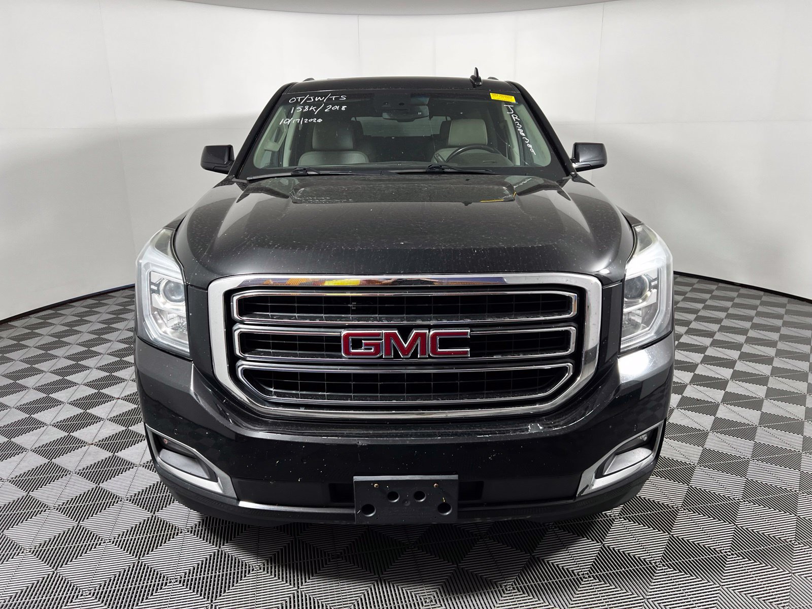 Used 2018 GMC Yukon SLT w/ Open Road Package AWD/4WD image 2