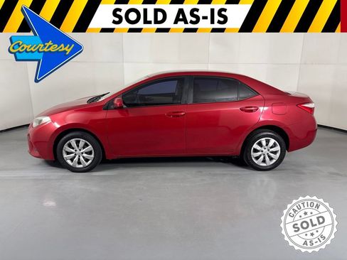 Used 2016 Toyota Corolla LE FWD image 5