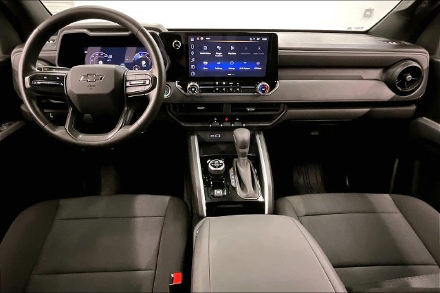 Used 2024 Chevrolet Colorado Trail Boss w/ Advanced Trailering Package AWD/4WD image 19