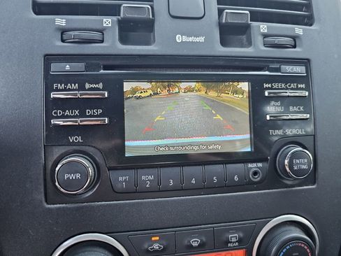 Used 2013 Nissan Leaf S w/ Charger Pkg image 16