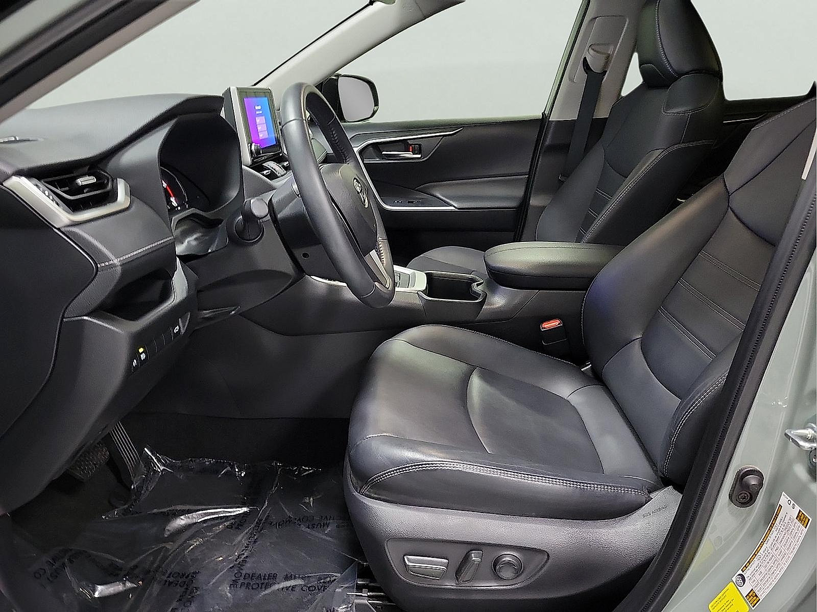 Certified 2023 Toyota RAV4 XLE Premium FWD image 10