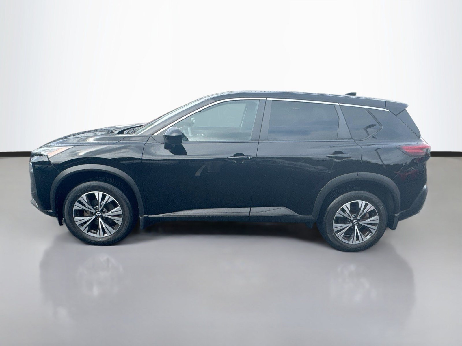 Used 2023 Nissan Rogue SV FWD image 4