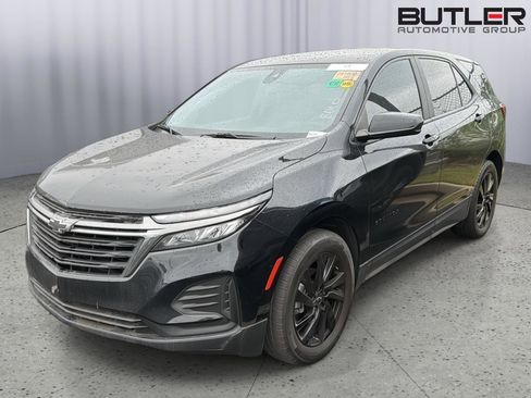Used 2024 Chevrolet Equinox LS w/ LS Convenience Package FWD image 1