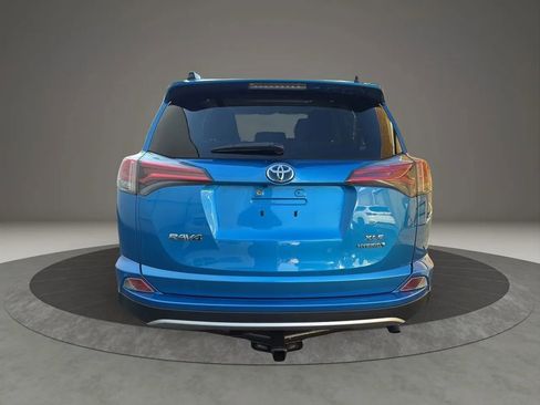 Used 2016 Toyota RAV4 XLE image 6