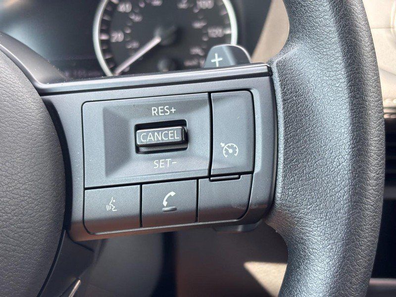 Used 2023 Nissan Rogue S AWD/4WD image 20
