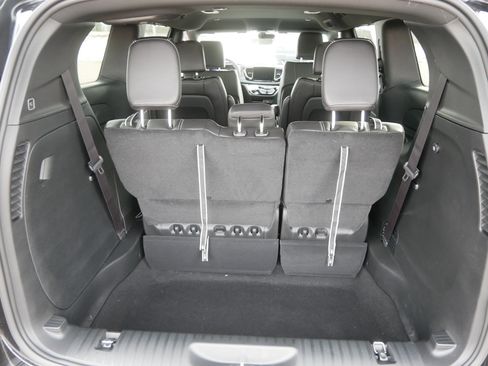 New 2026 Chrysler Voyager LX image 4