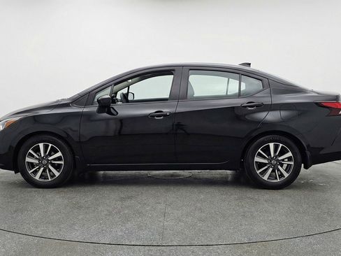 Used 2025 Nissan Versa SV FWD image 5
