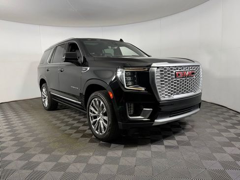 Used 2021 GMC Yukon Denali w/ Denali Ultimate Package image 10