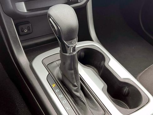 Used 2022 Chevrolet Colorado LT w/ LT Convenience Package image 27