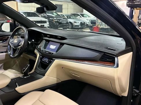 Used 2019 Cadillac XT5 Luxury AWD/4WD image 22