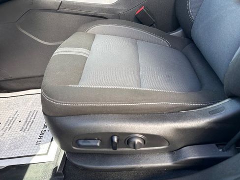 Used 2024 Chevrolet Blazer LT w/ Convenience Package FWD image 16