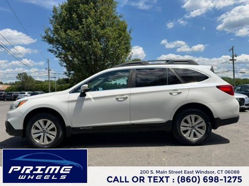 Used 2017 Subaru Outback 2.5i Premium AWD/4WD image 4