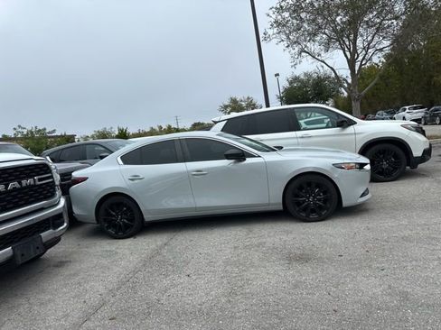 Used 2024 MAZDA MAZDA3 s image 2