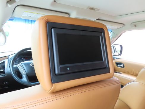 Used 2017 Nissan Armada Platinum w/ Captain Seat Package RWD image 14