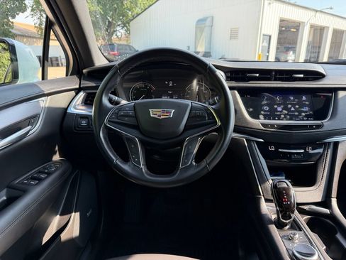 Used 2023 Cadillac XT5 Luxury AWD/4WD image 13