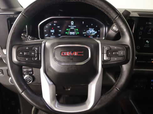 Used 2024 GMC Sierra 2500 SLT w/ SLT Premium Package image 3