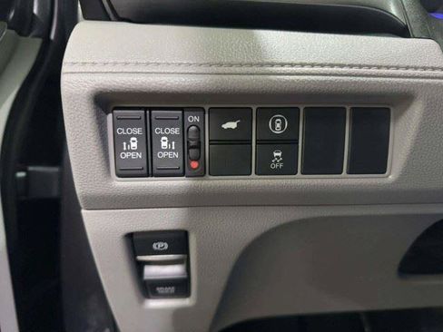 Used 2023 Honda Odyssey EX-L image 28